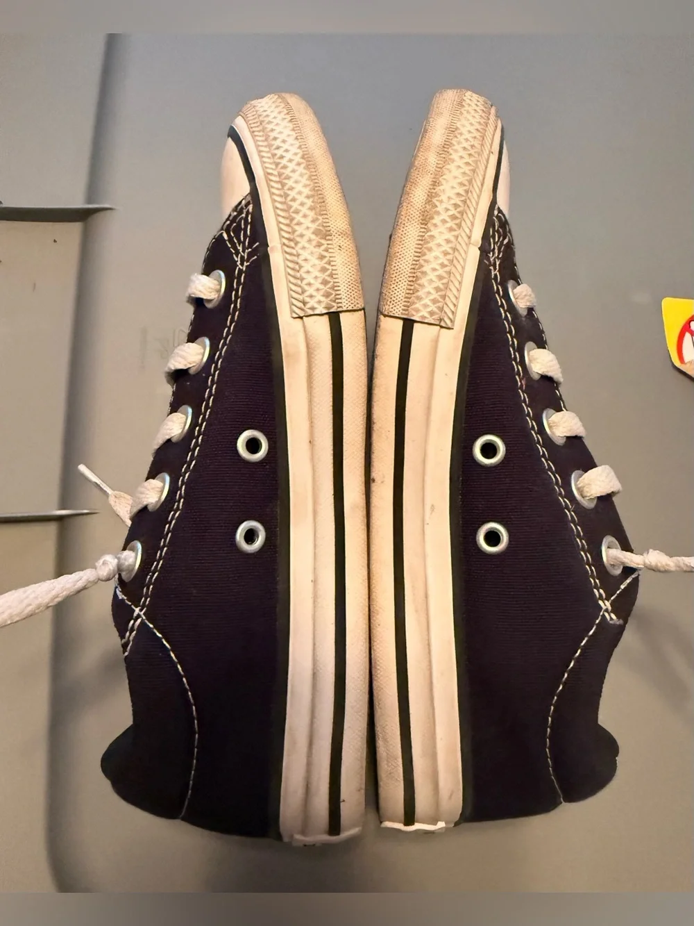 Converse All Stars Sneakers Boy or Girl Shoes Kid Size 1, Black with White, GUC